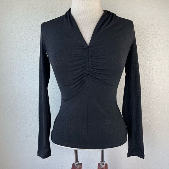 Vince Camuto Stretch Fit V-Neck Top Size XXS EUC - Picture 1 of 6